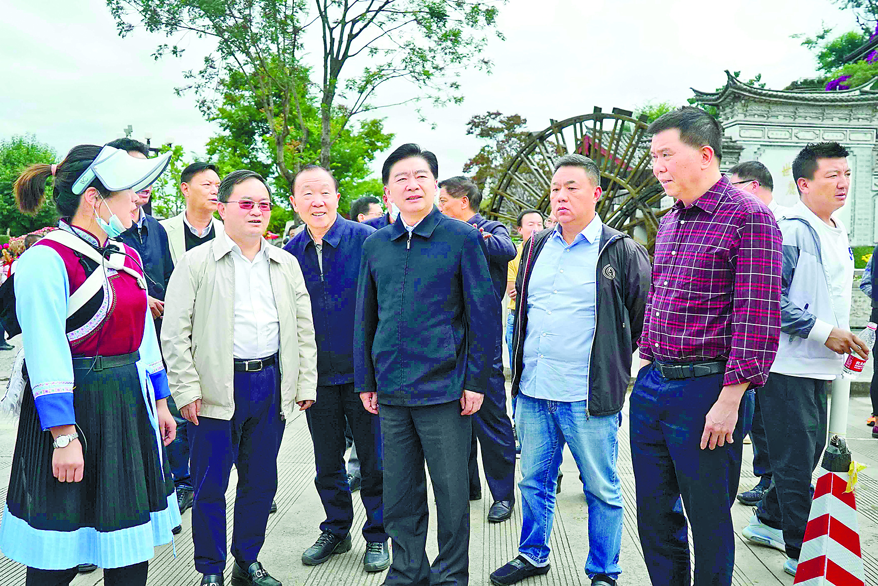 省政协党组副书记张国华,省政协副主席李正阳,丽江市委书记